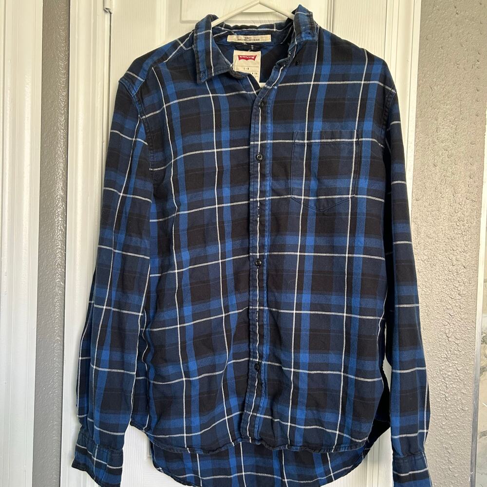 Levi’s Slim Fit Blue & Black Plaid Flannel Button-Up Shirt Size L Gorpcore